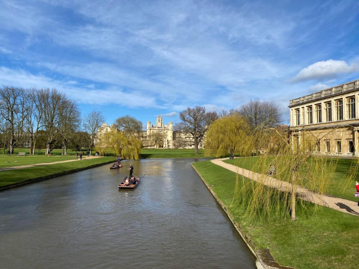 Cambridge Stays Riverside Apart Hotel With 2Br Flats At The City Centre-Parking-Balcony 외부 사진